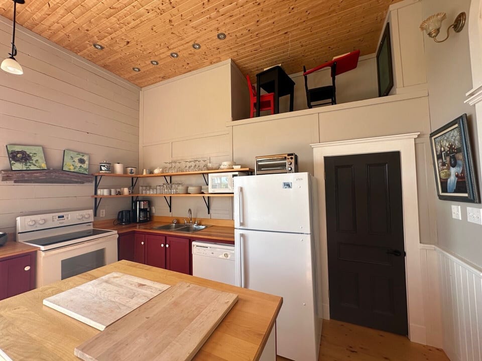 Kitchen and Island