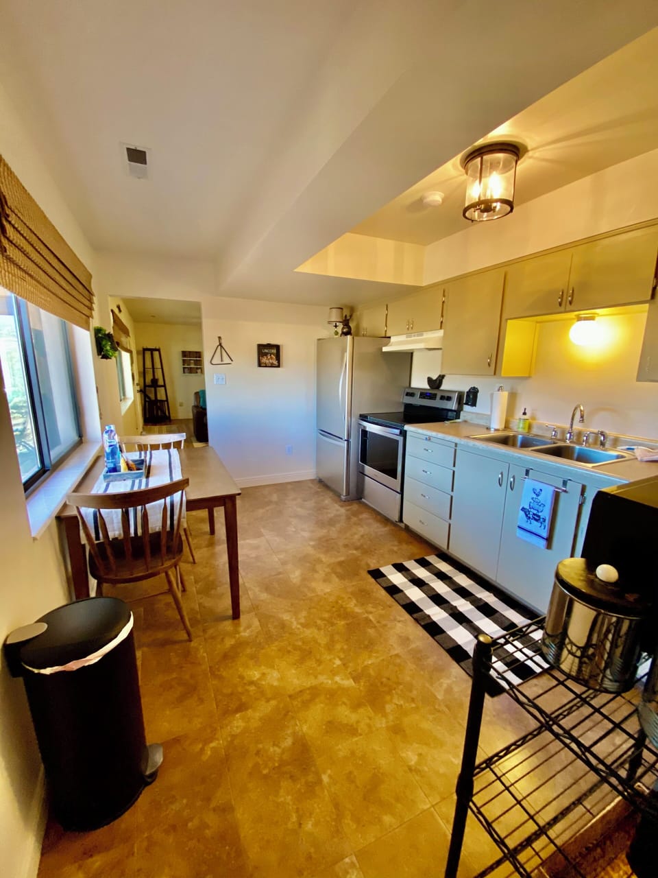Eat in kitchen.