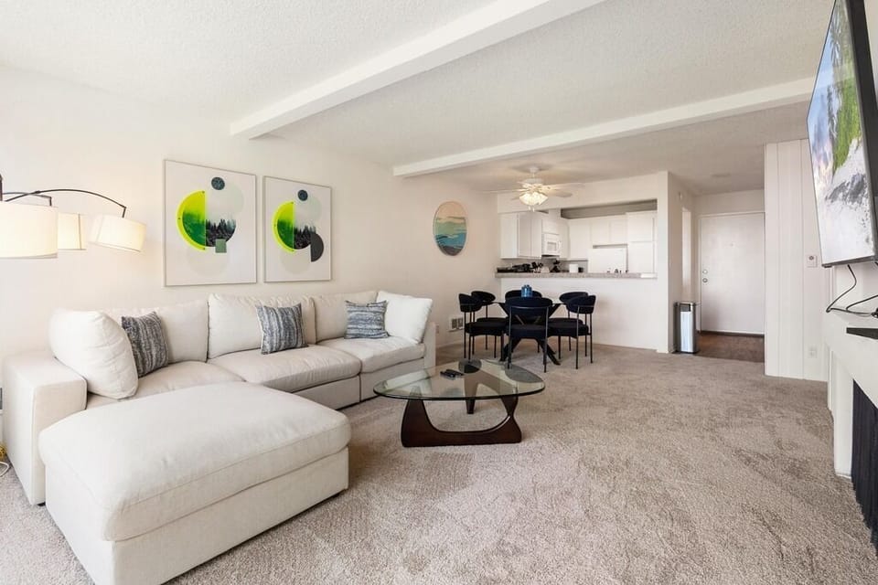 Modern & Bright Living Room with Stunning Views