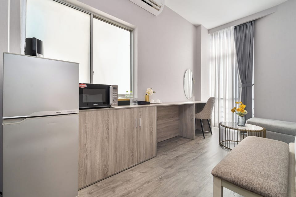 Deluxe Room, City View | Premium bedding, down comforters, memory foam beds
