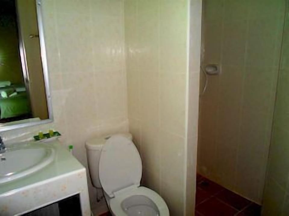 Standard Room, 2 Twin Beds, Balcony | Egyptian cotton sheets, desk