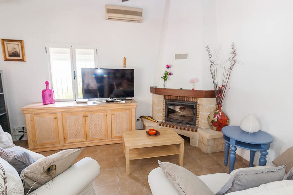 Cruz del Monte in Competa %2D second twin bedroom