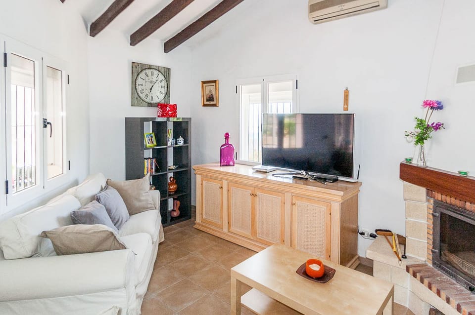 Cruz del Monte in Competa %2D twiin bedroom