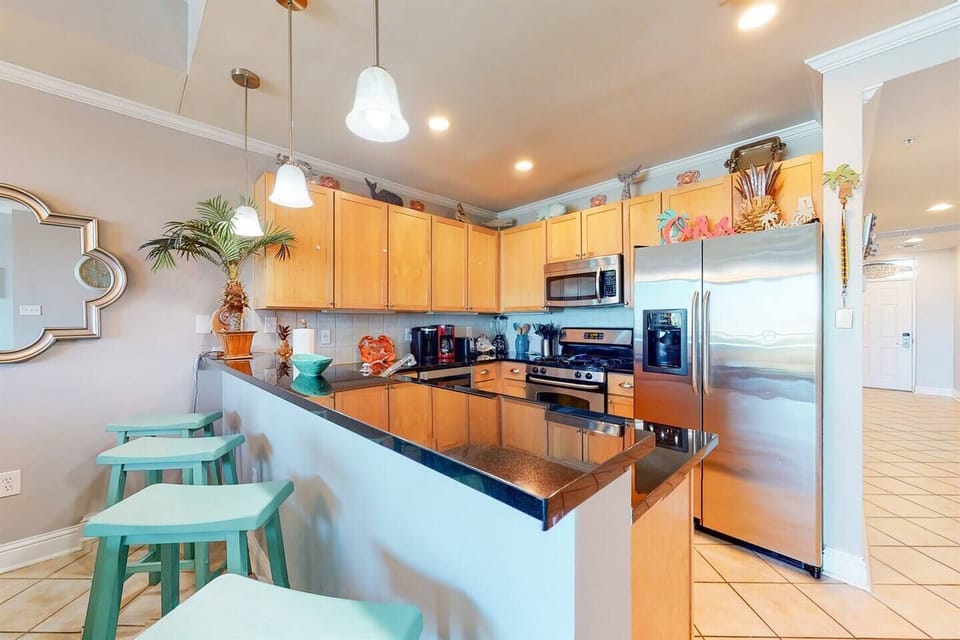 Fully Stocked Kitchen