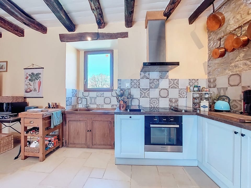 Kitchen / Dining Room