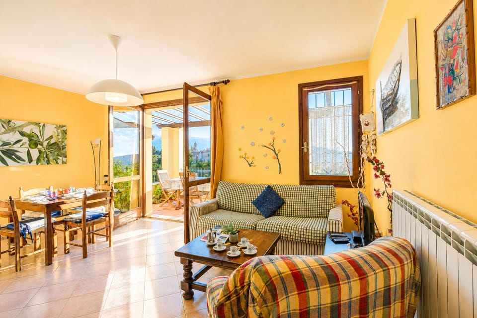 Living and dining room