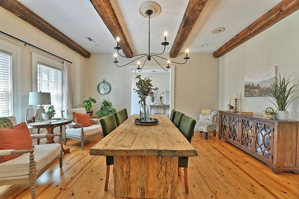 Carriage20house20dinning20room