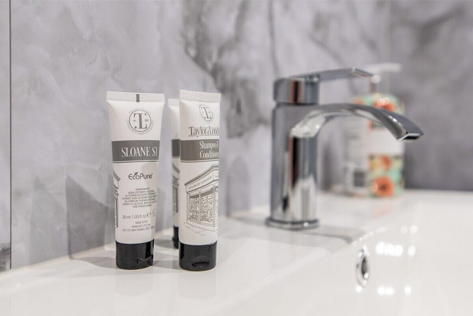 Bathroom amenities