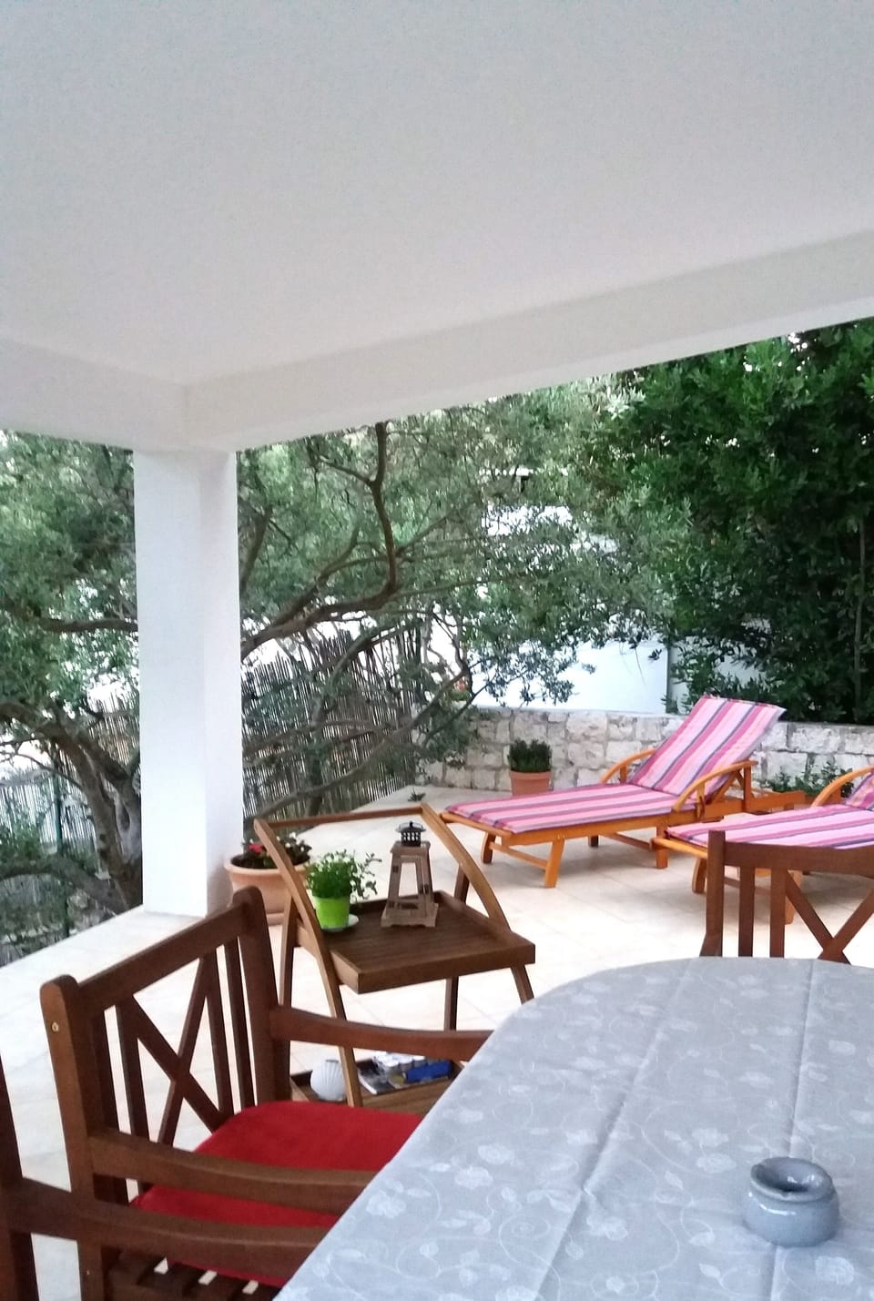 Outdoor dining