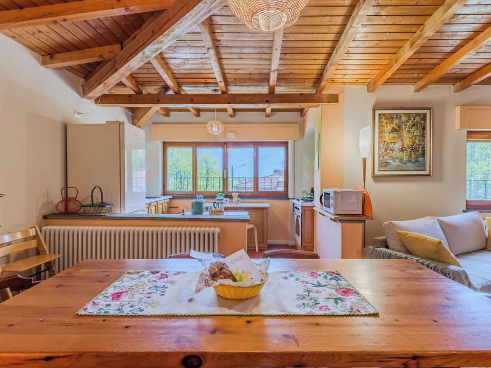 Interior Design, Wall, Wood, Ceiling, Flooring, Floor, Furniture, Room, Home, Wood Stain