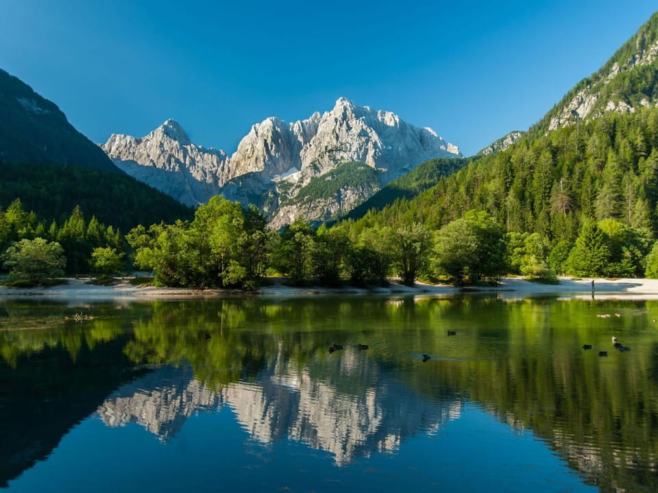 Mountain, Water, Water Resources, Mountainous Landforms, Body Of Water, Nature, Mountain Range, Natural Environment, Natural Landscape, Hill