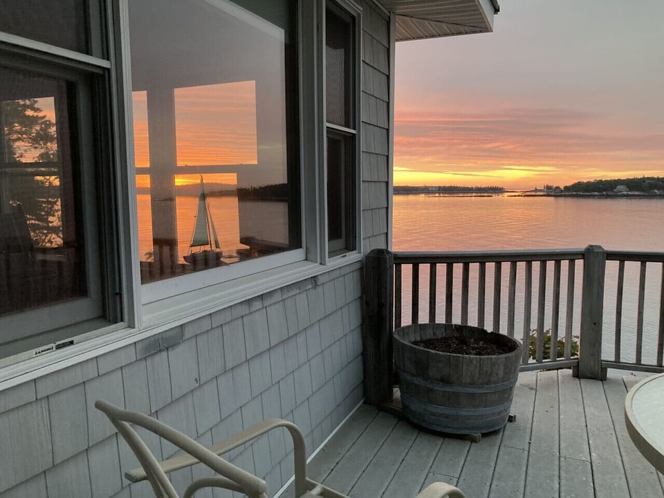 Beautiful sunset views over the ocean every night at Owl`s Nest!