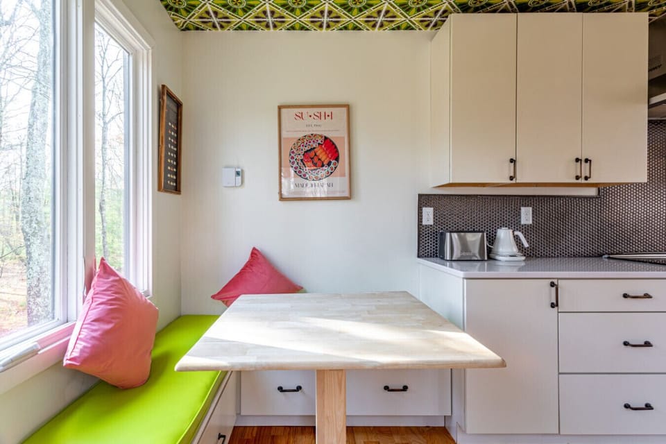 Sunny nook with a treetop view