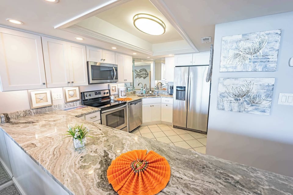 Large Kitchen Area
