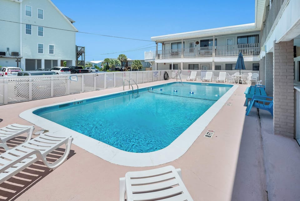Amazing Pool!
