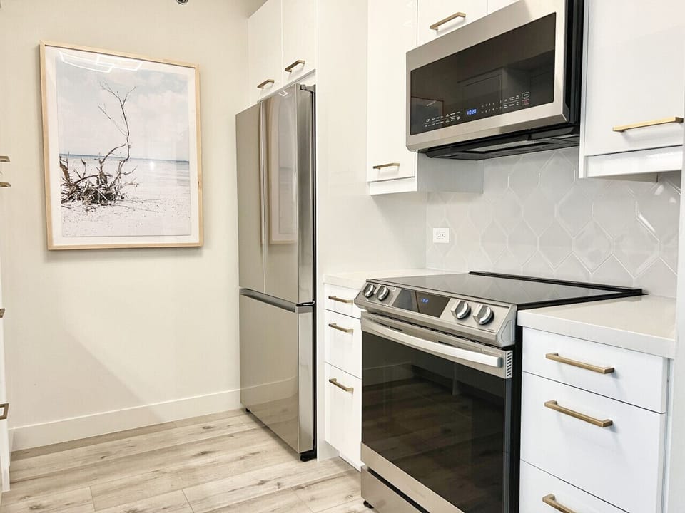 Fully Equipped Kitchen with Essentials