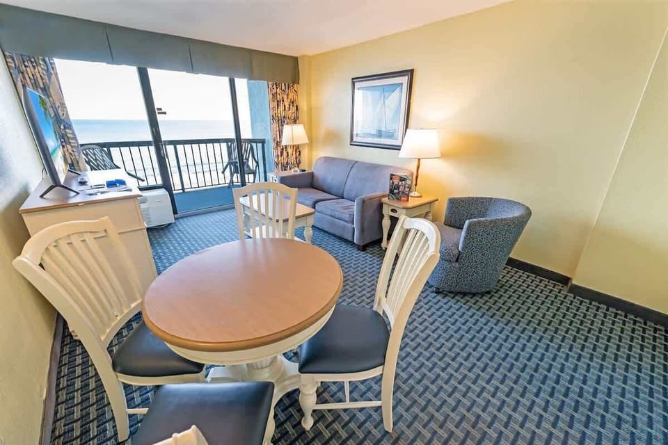 Large Living/Dining Room Area, Beautifully Decorated