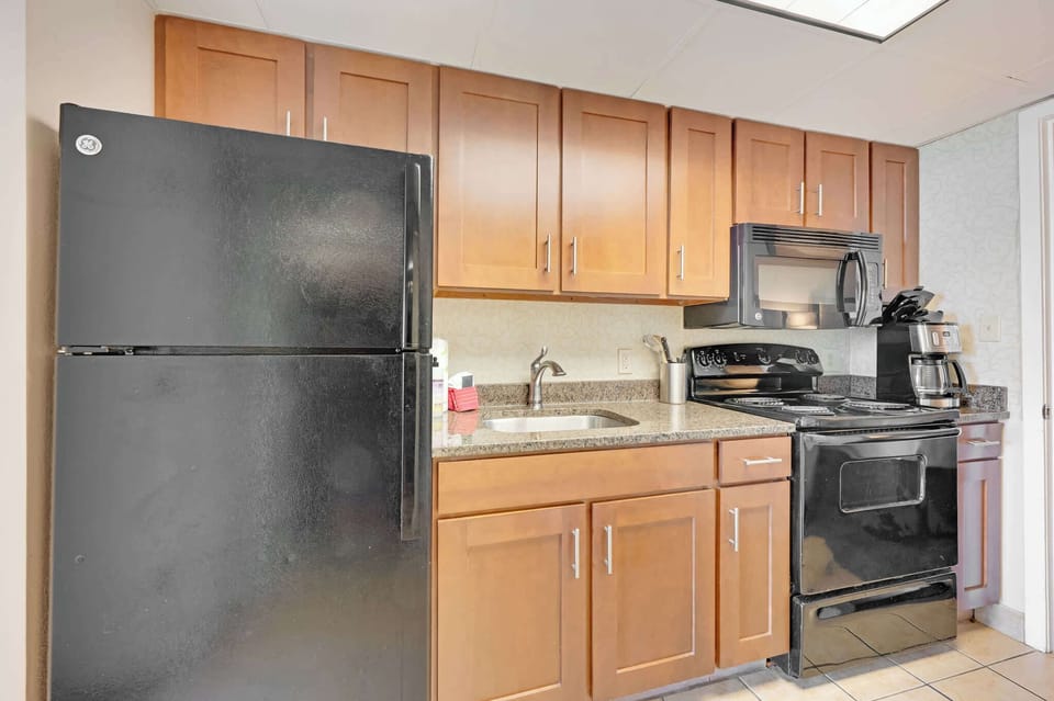 Equipped Kitchen for Your Stay
