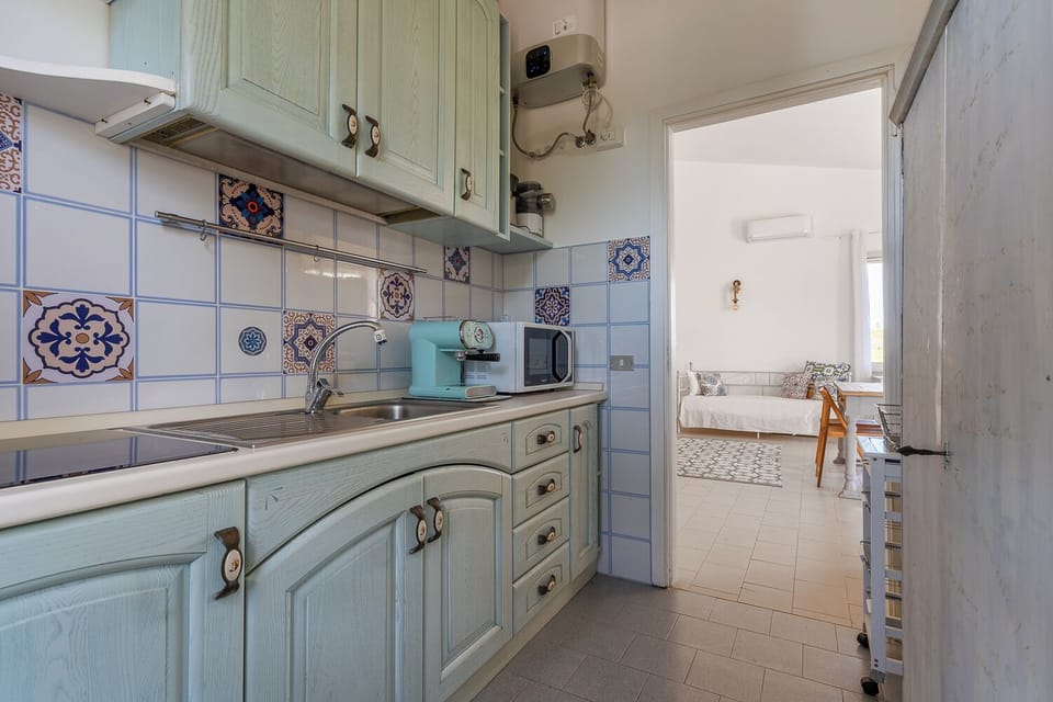 Classic House, Sea View | Private kitchen | Electric kettle