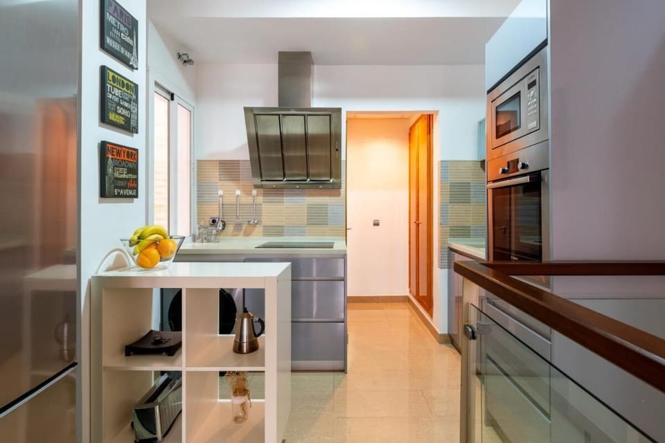 Apartment, 1 Bedroom, Balcony, City View | Private kitchen