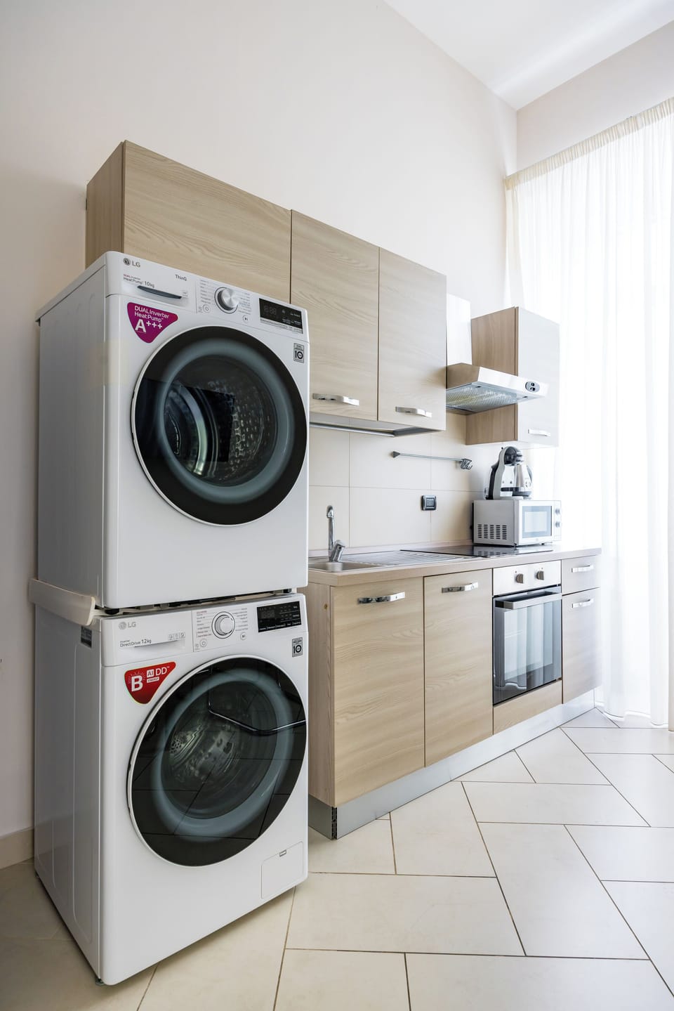 Comfort Apartment | Private kitchen | Espresso maker, coffee/tea maker
