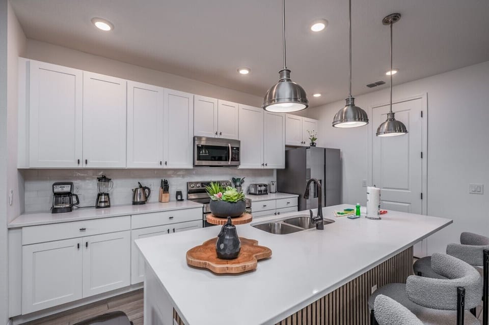 2260 Derwent Dr Davenport FL-18