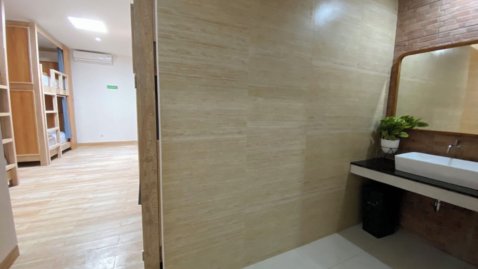 Comfort Shared Dormitory, Patio | Bathroom