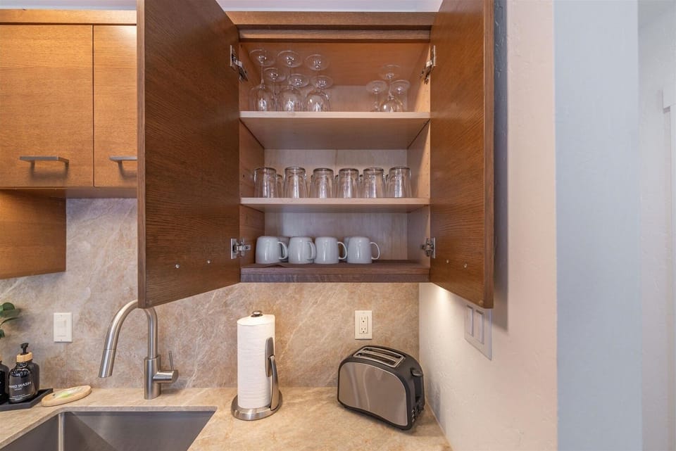 Condo, 1 Bedroom | Interior