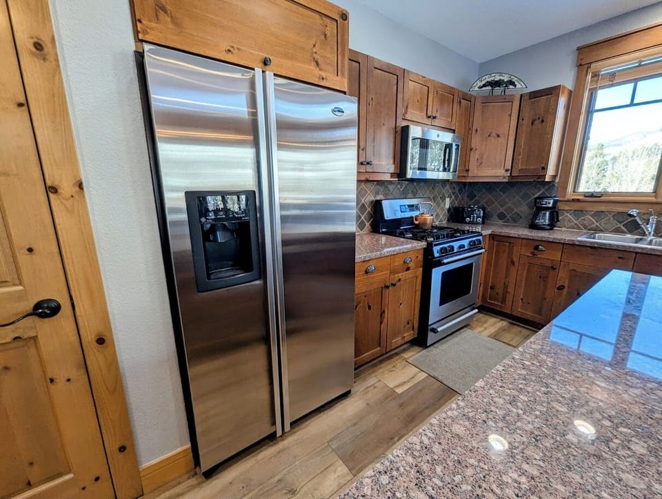 Stainless appliances