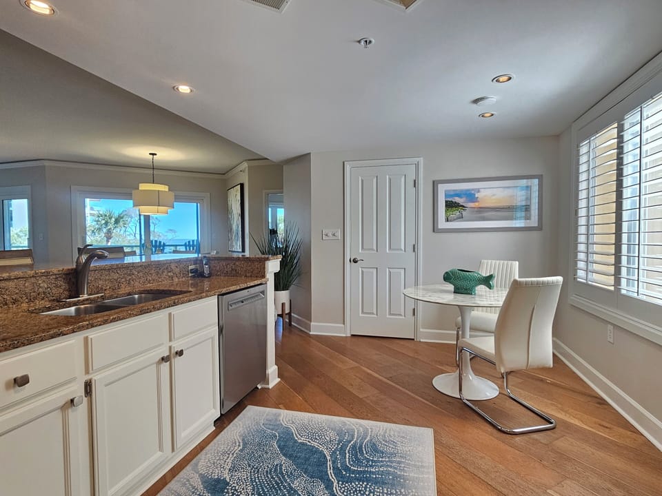 Kitchen at 2317 Windsor II