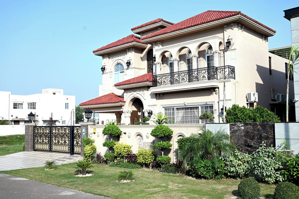 Fasad Spanish Villa 