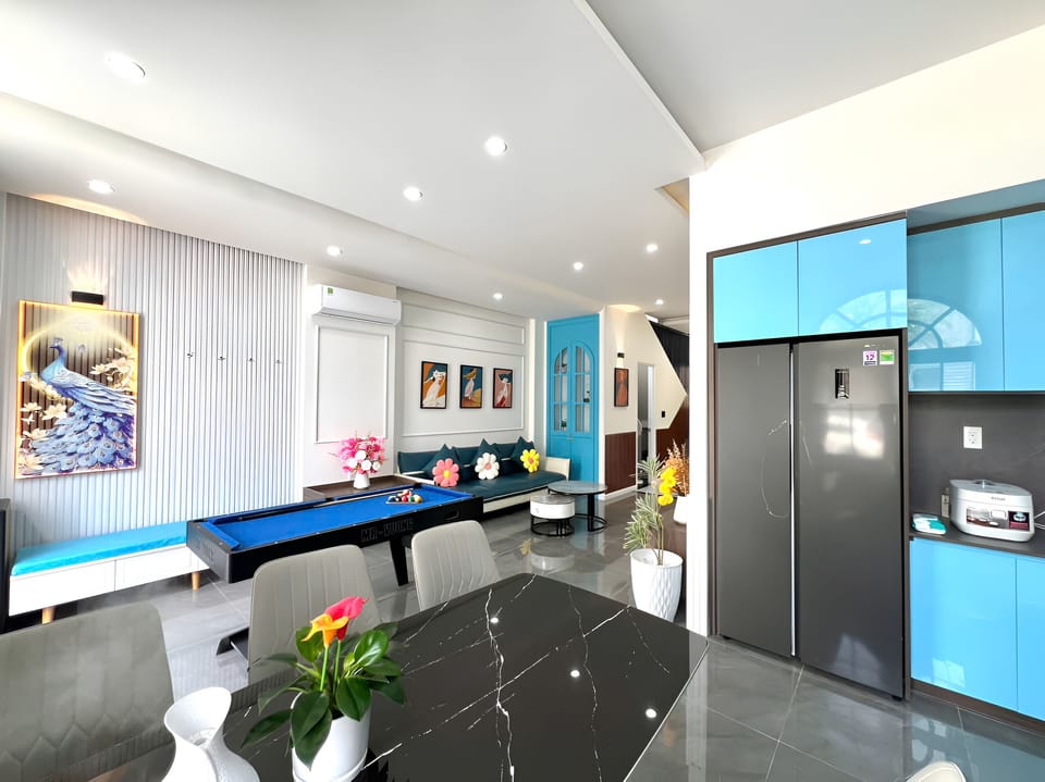 Deluxe Villa, Balcony, Garden View | Living area | Flat-screen TV