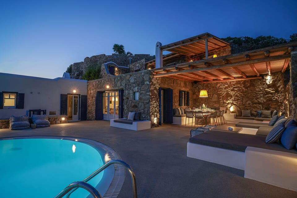House | 9 bedrooms