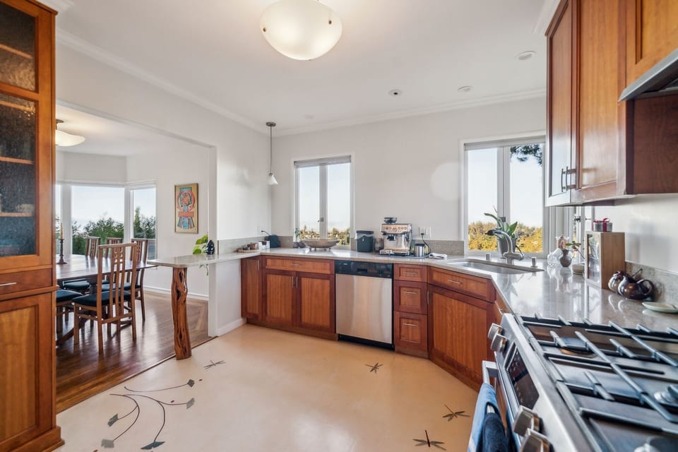 Indoors, Floor, Kitchen, Flooring, Lamp