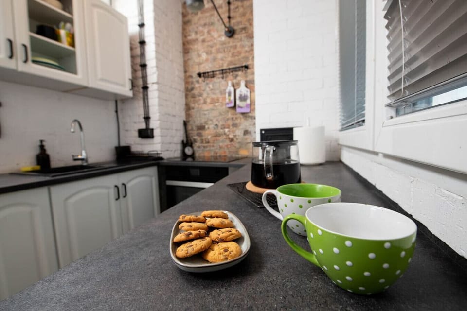 Kitchen | Book Now with RENTUJEMY.COM