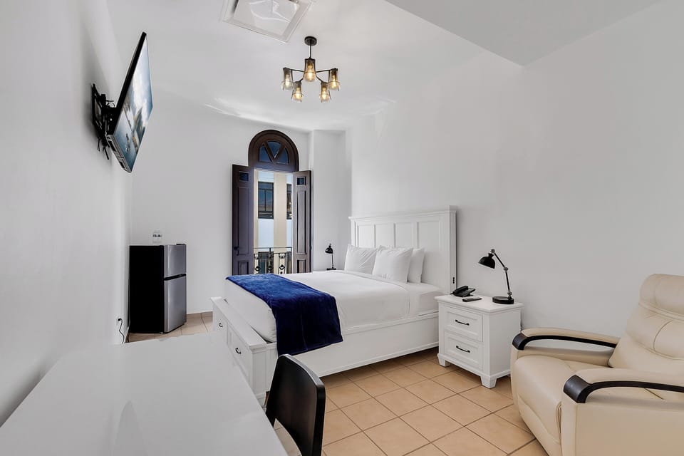 Premium Room, Park View | Memory foam beds, free WiFi, bed sheets