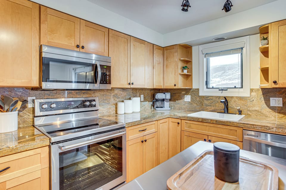 Kitchen | Cooking Basics | Coffee Maker | 1st Floor