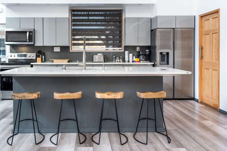 Bar Seating for Four People | Main Level