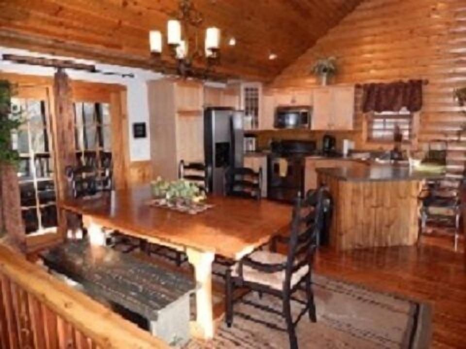 House, 3 Bedrooms | 3 bedrooms, desk, free WiFi