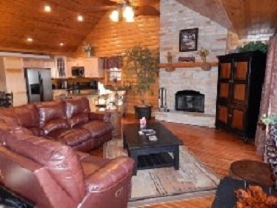 House, 3 Bedrooms | 3 bedrooms, desk, free WiFi