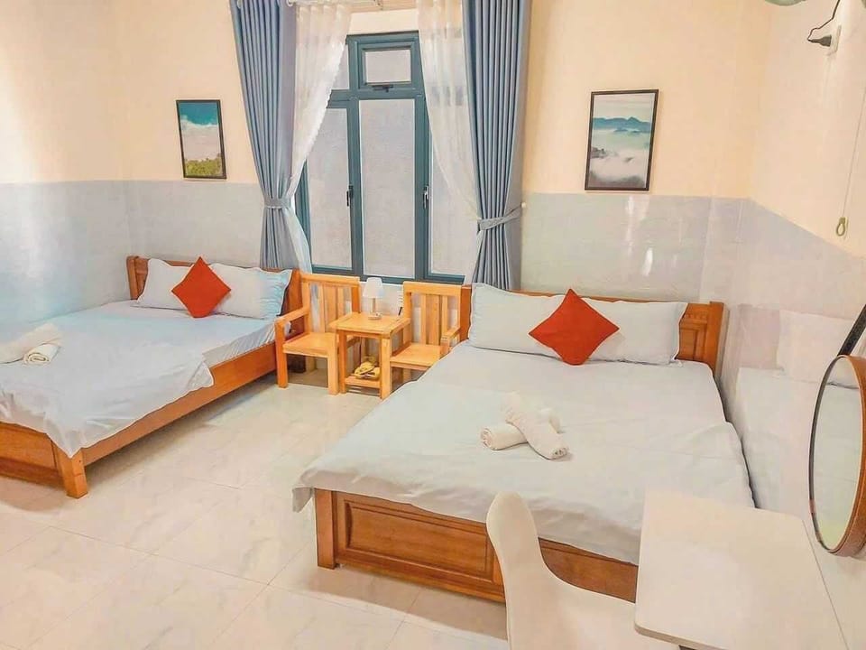 Family Room | Free WiFi