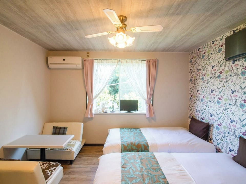 ・[Birds Chirping: Twin Room] A room with a refreshing atmosphere