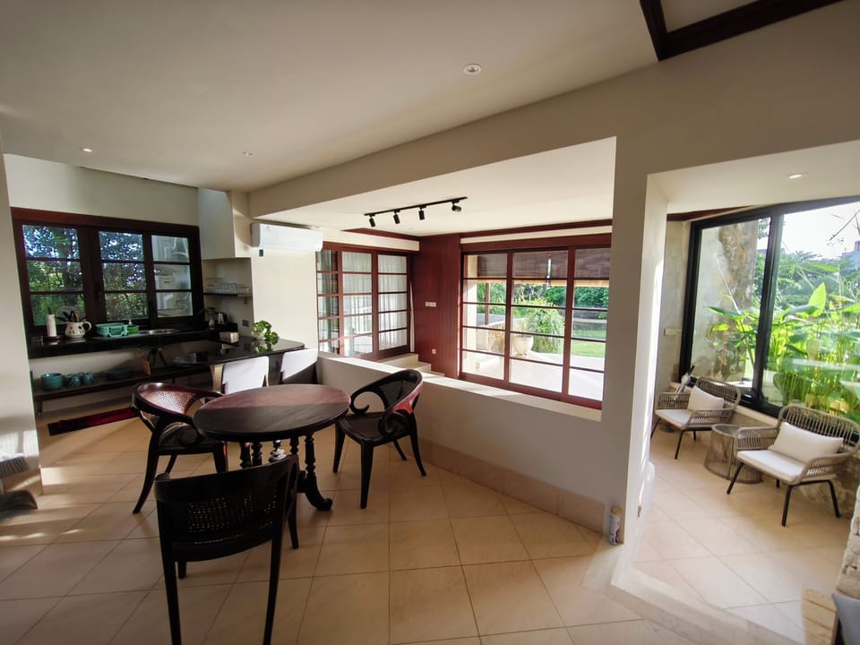 Villa, 2 Bedrooms, Garden View | Living area