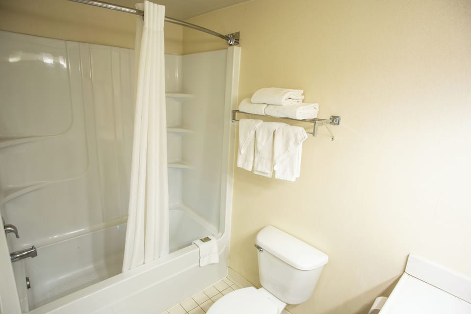 1 bedroom, premium bedding, in-room safe, individually decorated