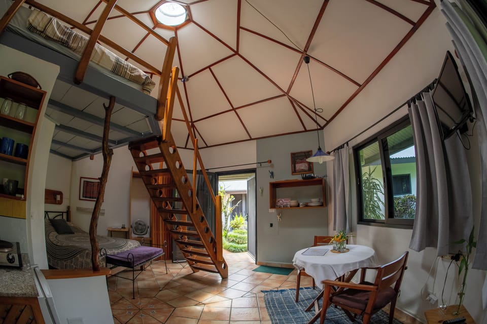 Cabin | 1 bedroom, Egyptian cotton sheets, premium bedding, in-room safe