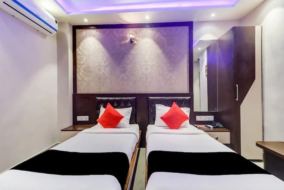 Superior Room | Premium bedding, down comforters, Select Comfort beds, desk