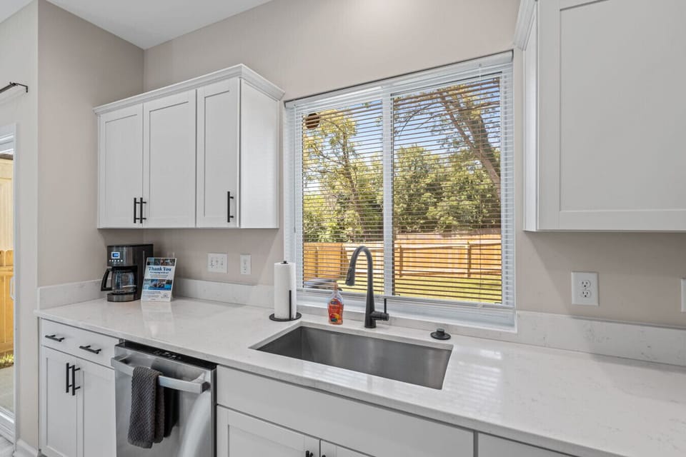 Large kitchen that is perfect for gathering and/or cooking a large meal.