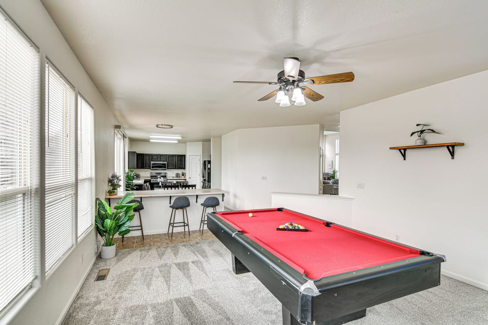 House (5 Bedrooms) | Interior