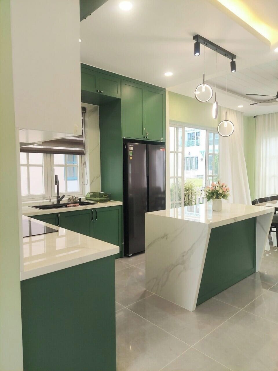 Family Villa, 3 Bedrooms, Garden View | In-room dining