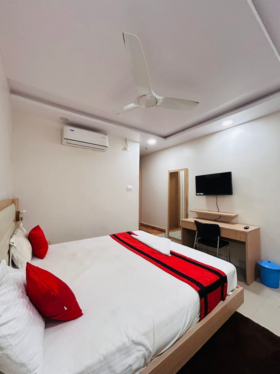 Double Room, Multiple Beds, Transfer Shower, Private Bathroom | In-room safe, desk, soundproofing, iron/ironing board
